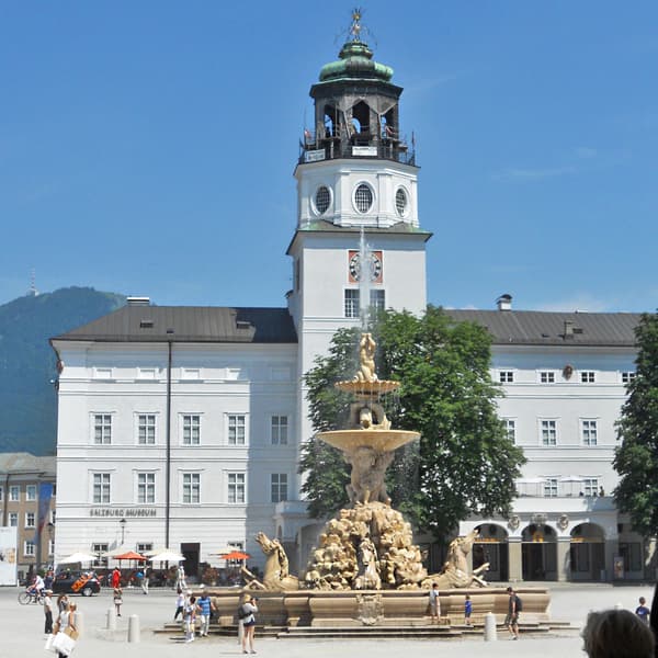 New Residenz, Glockenspiel