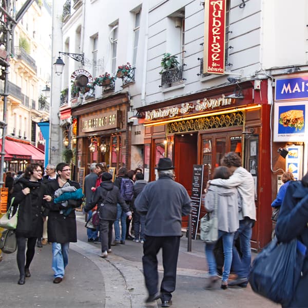 Rue St. Séverin: Latin Quarter