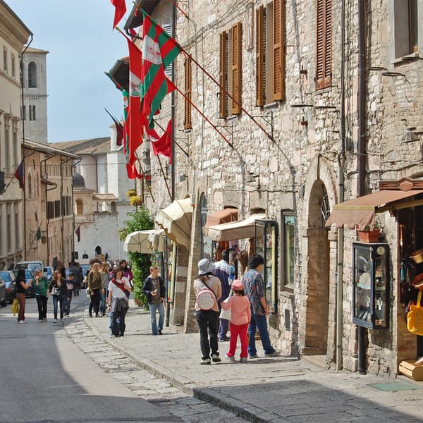 St. Clare to Piazza del Comune