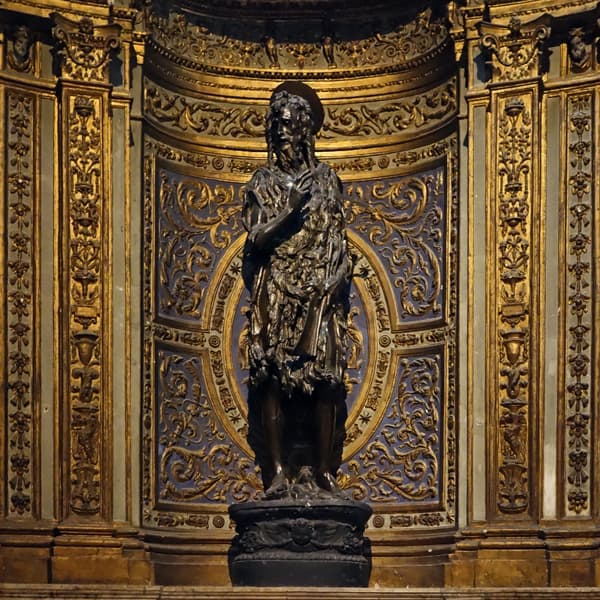 Sights in the Transepts