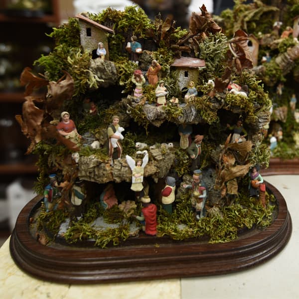 Via San Gregorio Armeno, Naples' Presepi