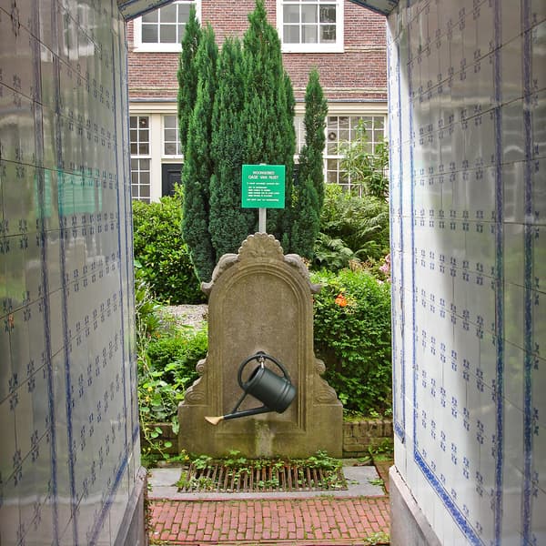 To St. Andrew’s Hof