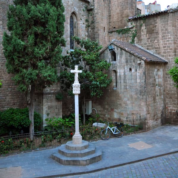 Carrer de Santa Anna, Church of Santa Anna