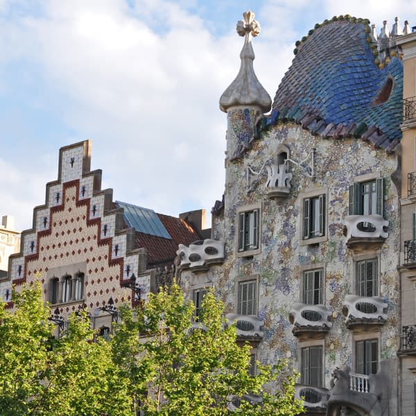 Block of Discord and Casa Batlló