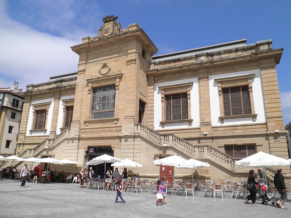 Mercado de la Bretxa