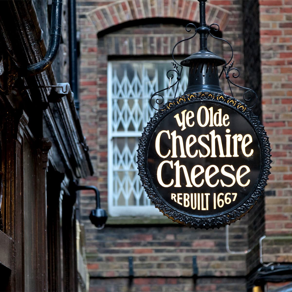 Ye Olde Cheshire Cheese Tavern