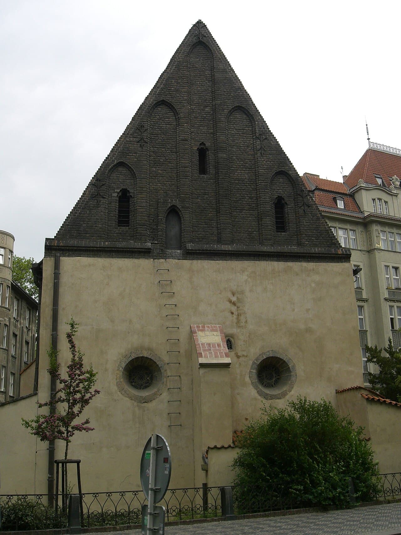 Old-New Synagogue — The Golem
