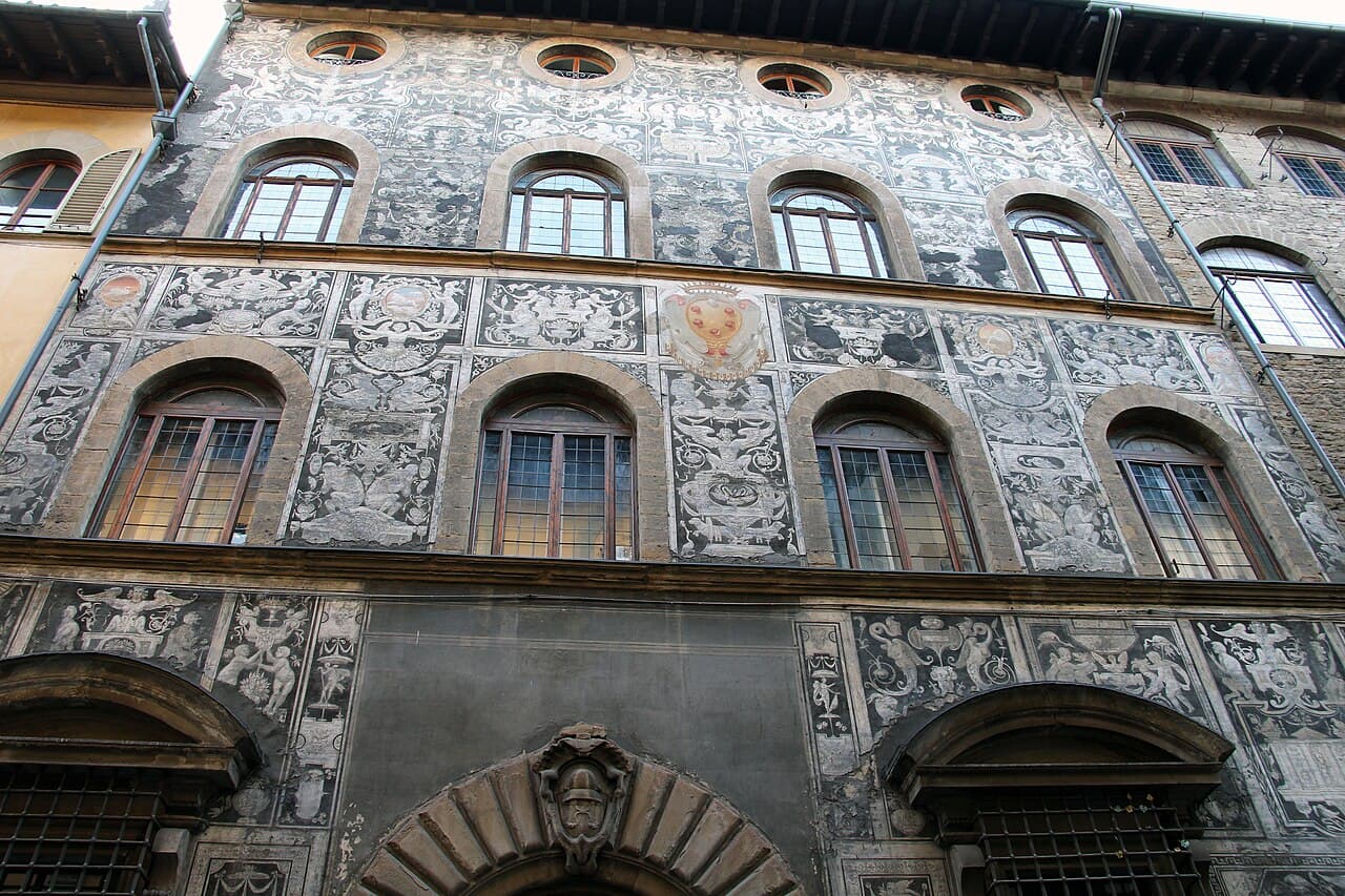 Via Maggio / Bianca Cappello House