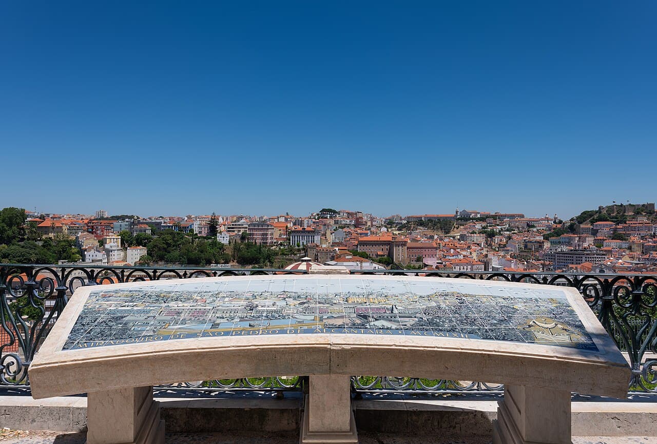 Miradouro de São Pedro de Alcântara